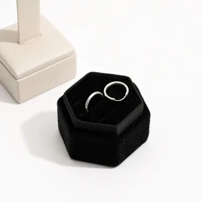 Brinco Argola Pequena 1,5cm — foto 1