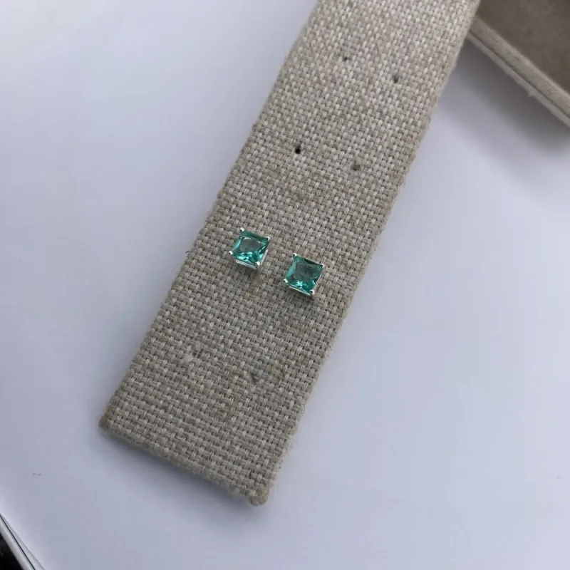 Brinco Separador Quadrado