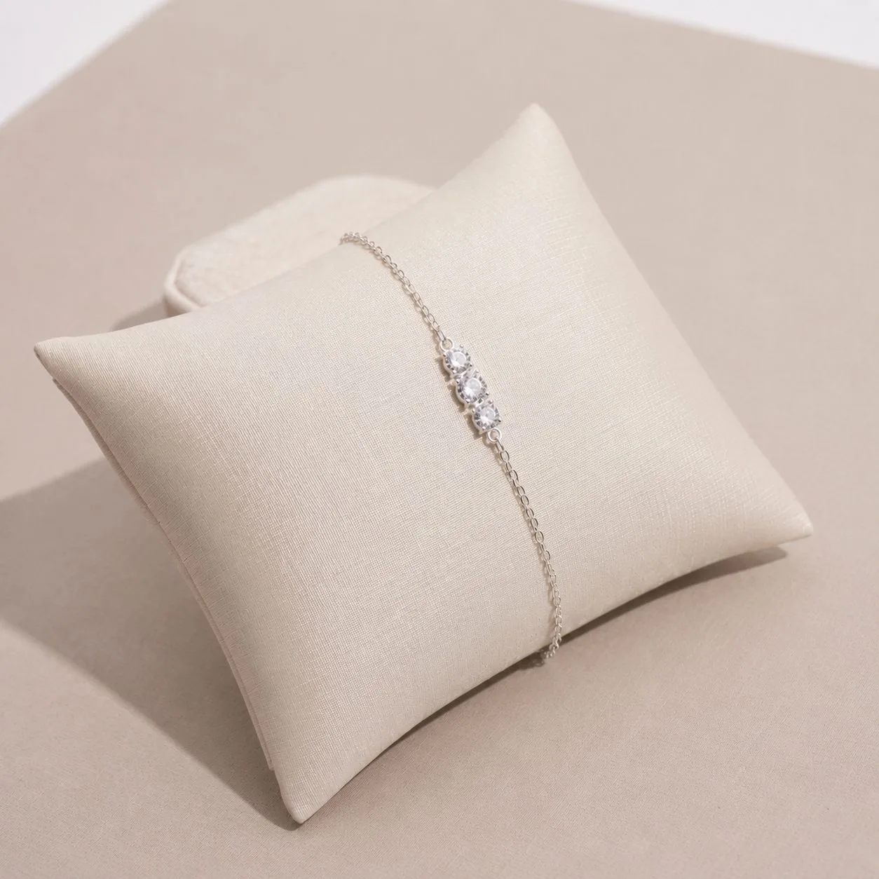 Pulseira Virginia 3 Zirconias