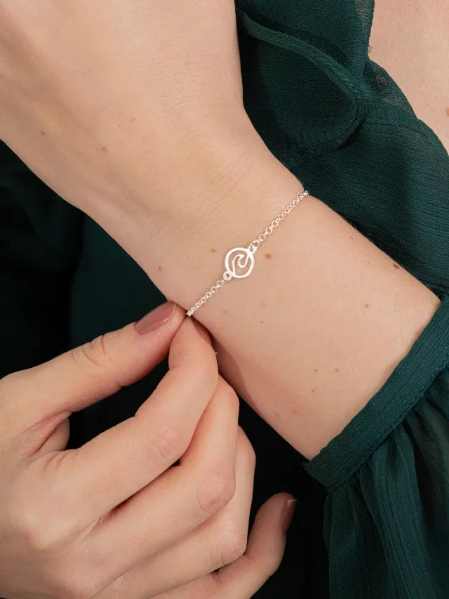Pulseira de Prata 925 Onda Com Círculo Central