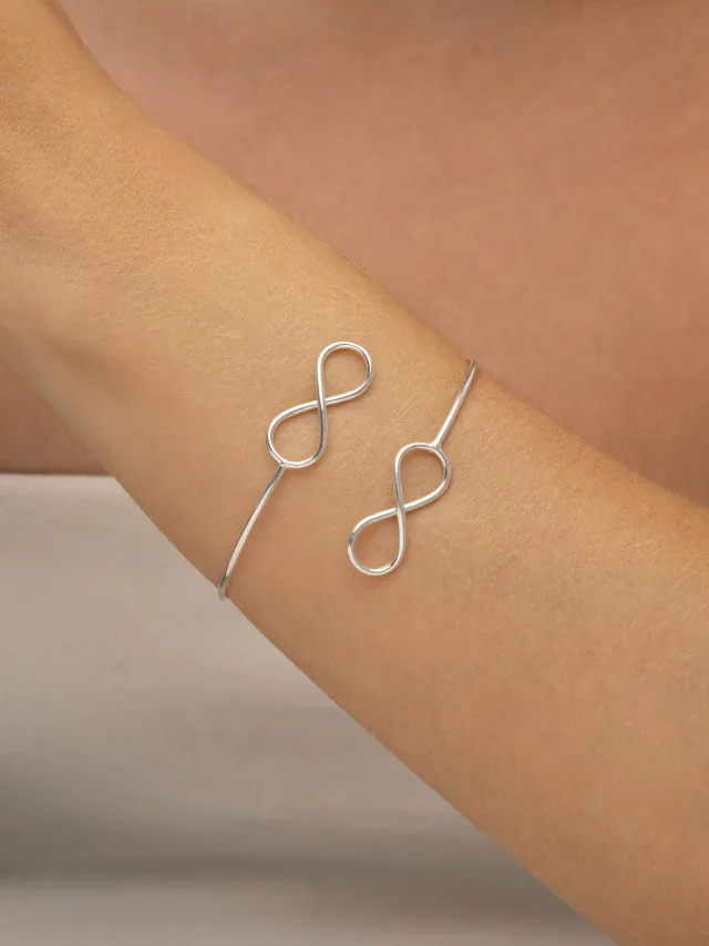 Bracelete de Prata 925 Regulável com Infinitos