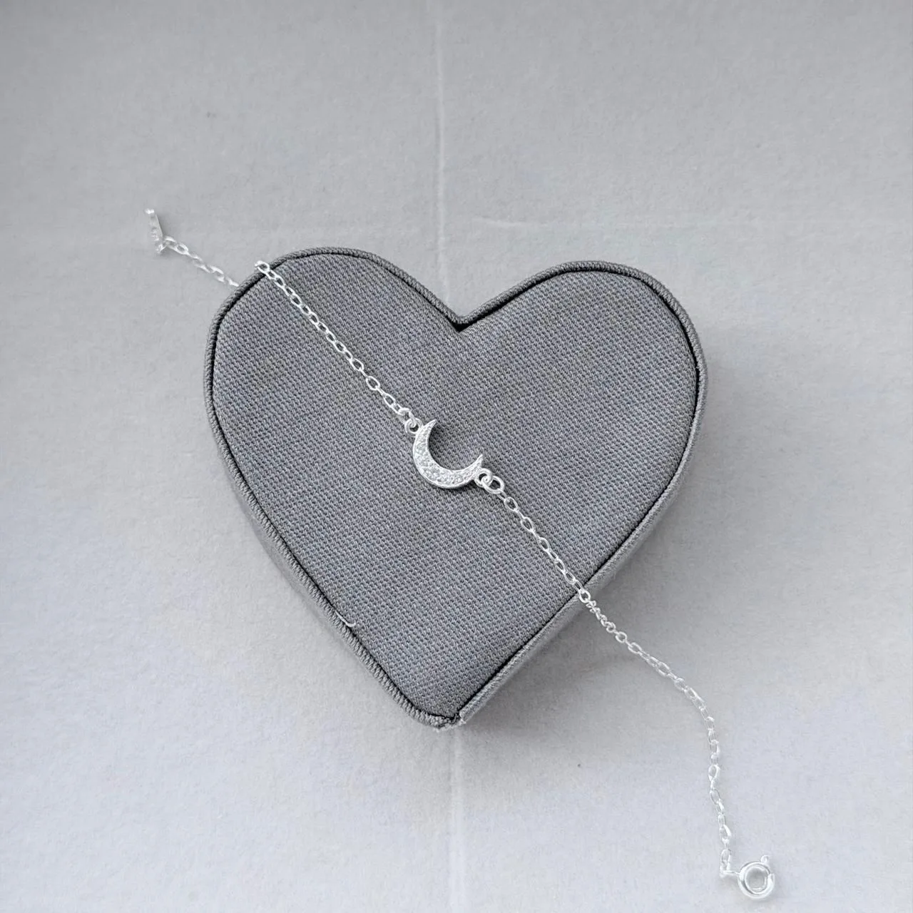 Pulseira Lua Cravejada