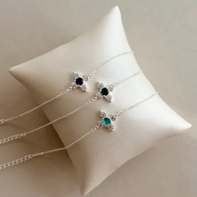 Pulseira Trevo Safira — foto 3
