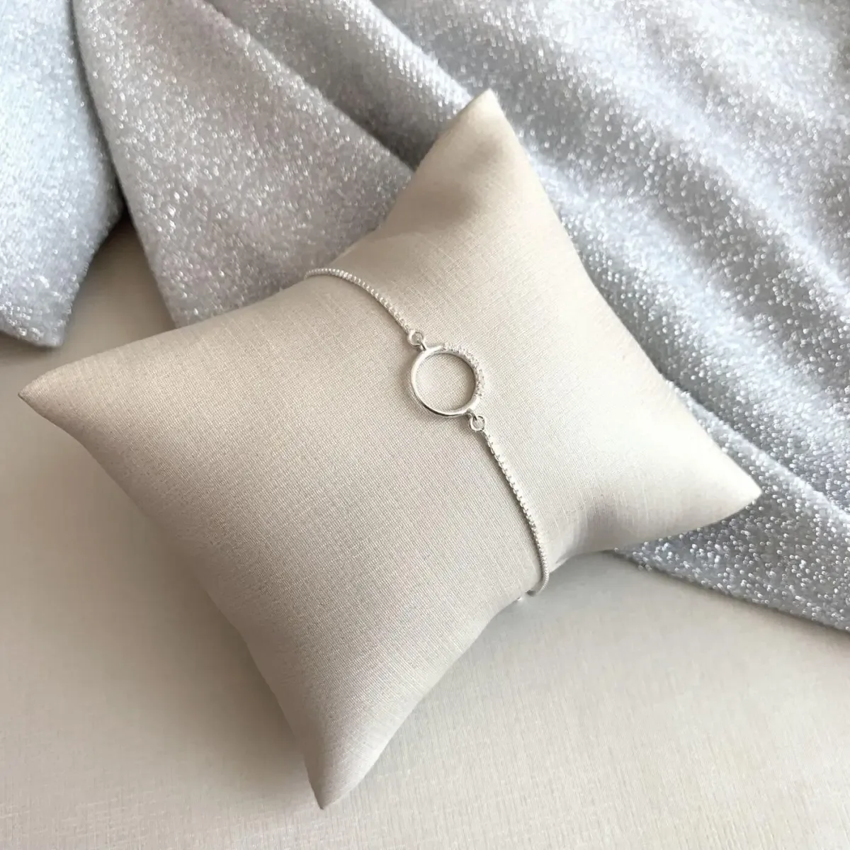 Pulseira Meio Círculo Cravejado Veneziana