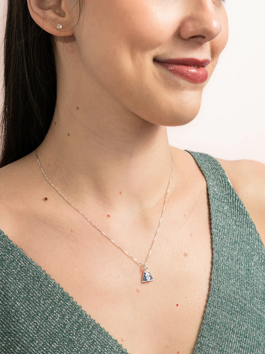 Colar de Prata 925 Nossa Senhora de Aparecida Cravejado com Zircônias Azuis