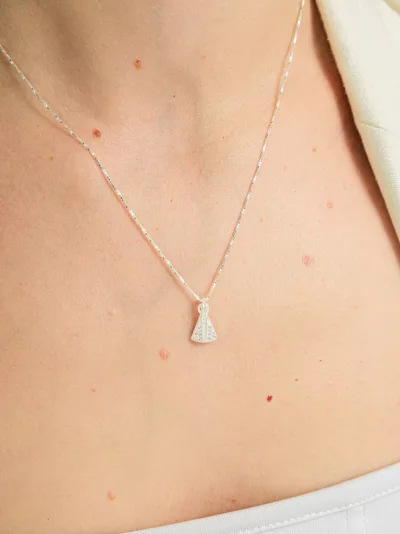 Colar de Prata 925 com Pingente Nossa Senhora Zircônias Brancas — foto 1