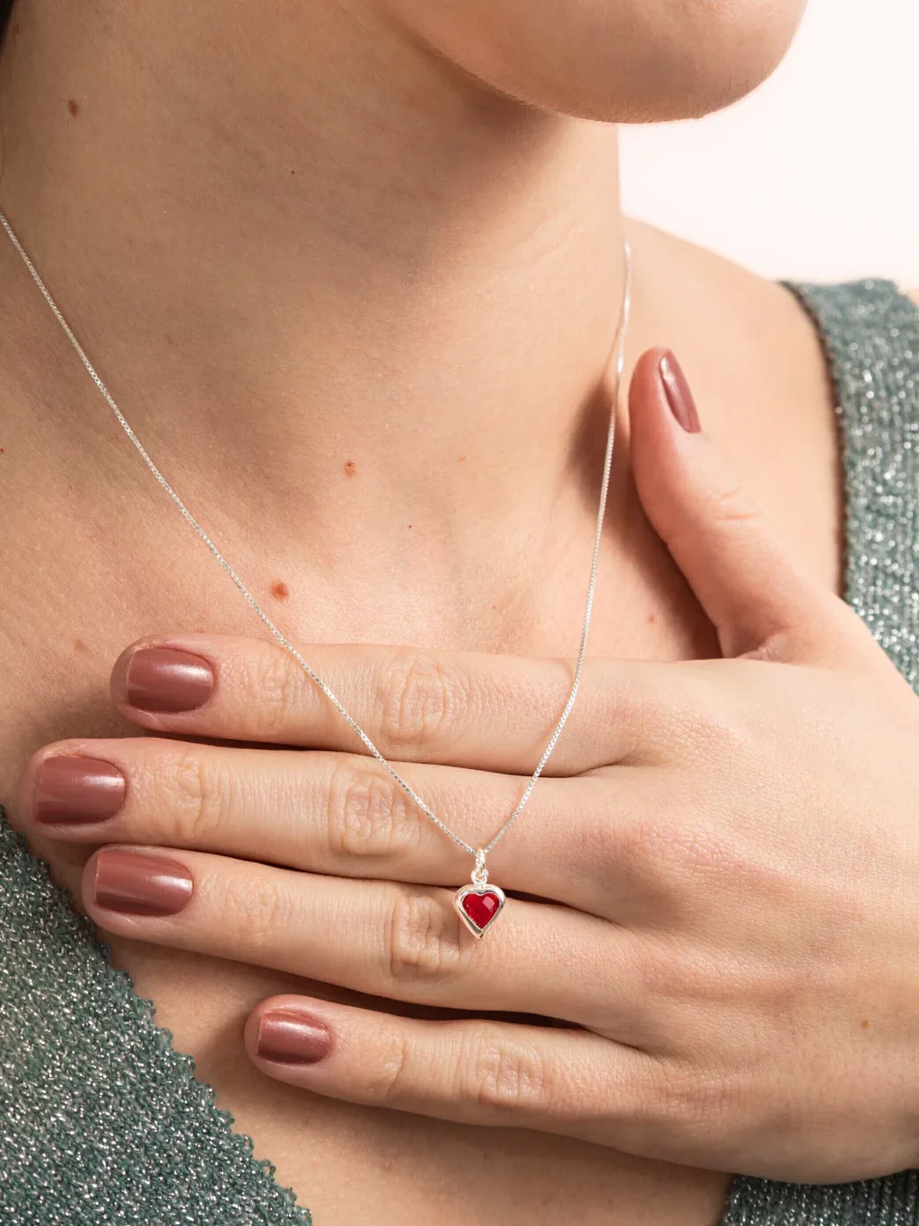 Colar de Prata 925 Ponto de Luz Coração Vermelho