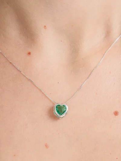 Colar de Prata 925 Coração Zircônia Verde Turmalina Cravação Inglesa — foto 2