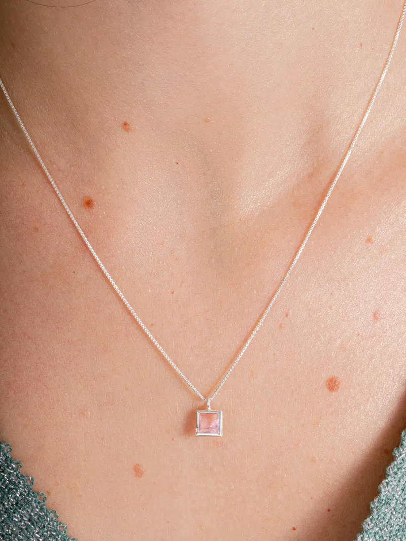 Colar de Prata 925 Zircônia Quadrada Rosa Cravação Inglesa