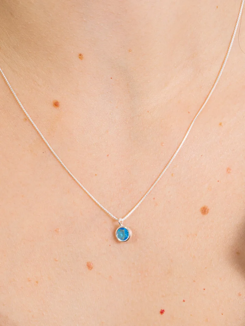 Colar de Prata 925 Zircônia Redonda Azul Claro Cravação Inglesa