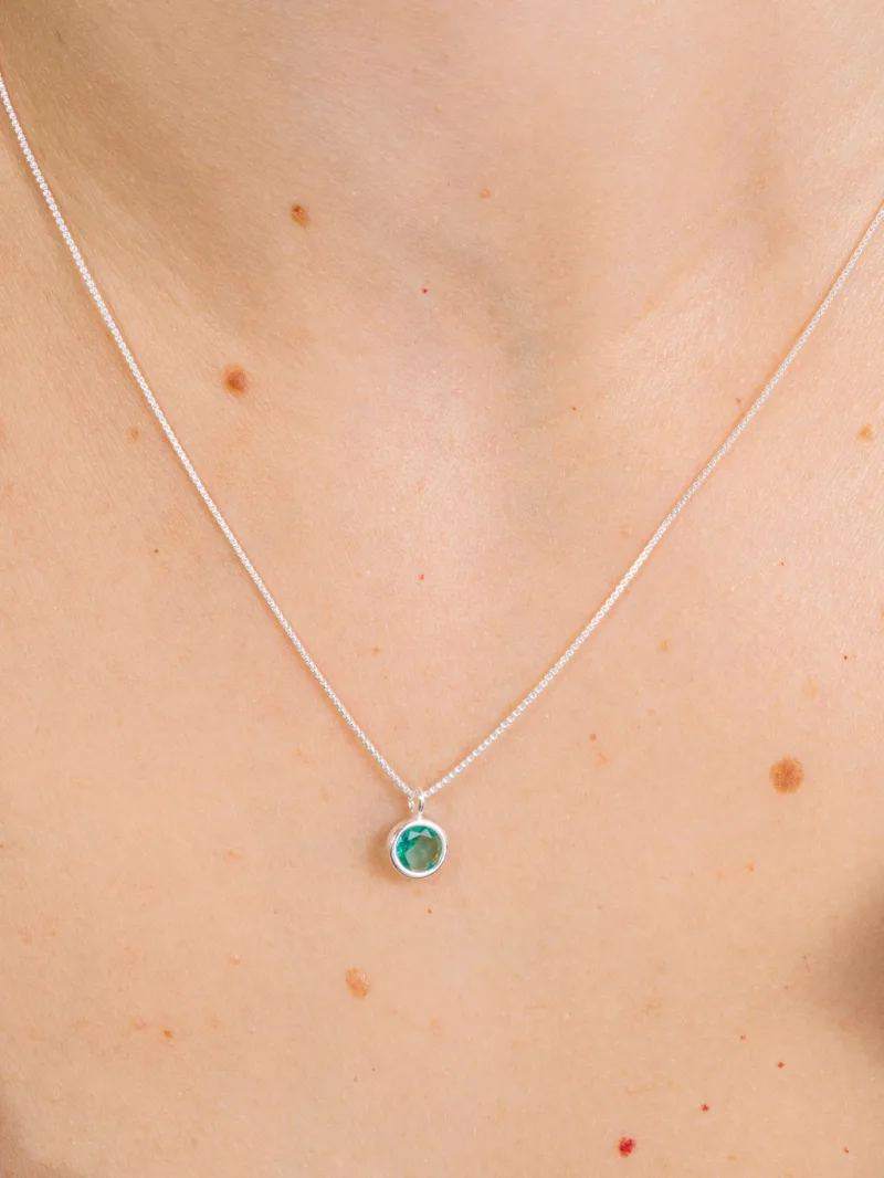 Colar de Prata 925 Zircônia Redonda Verde Turmalina Cravação Inglesa