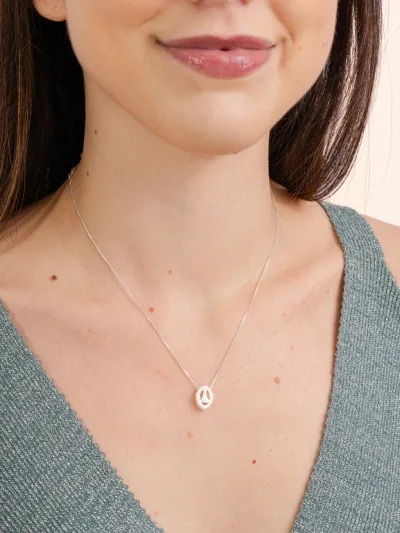 Colar de Prata 925 Nossa Senhora Oval Com Zircônias Brancas — foto 1