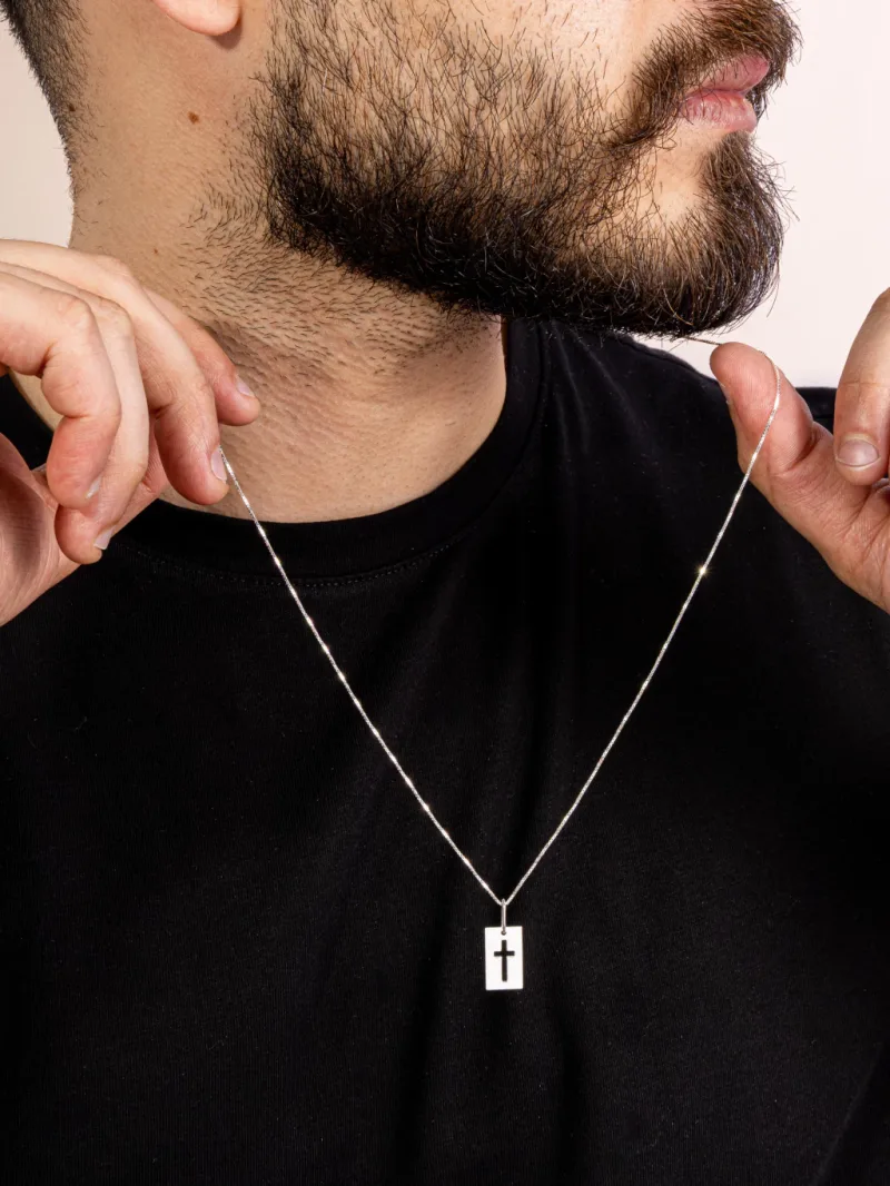 Colar de Prata Masculino 925 Placa com Cruz Vazada