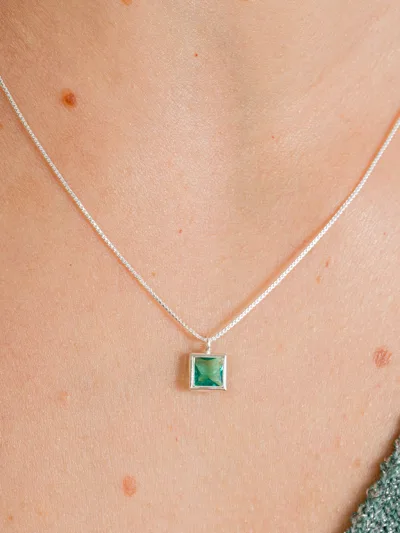 Colar de Prata 925 Zircônia Quadrada Verde Turmalina Cravação Inglesa 7mm — foto 1