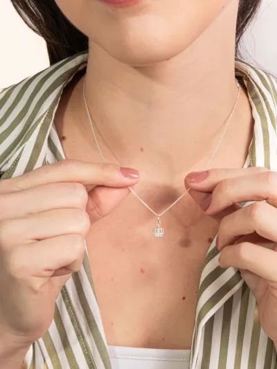 Colar de Prata 925 Coroa com Zircônias Brancas — foto 1