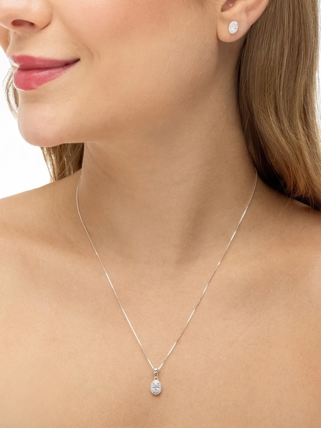 Conjunto de Prata 925 Zircônia Oval Branca Cravejada em Volta