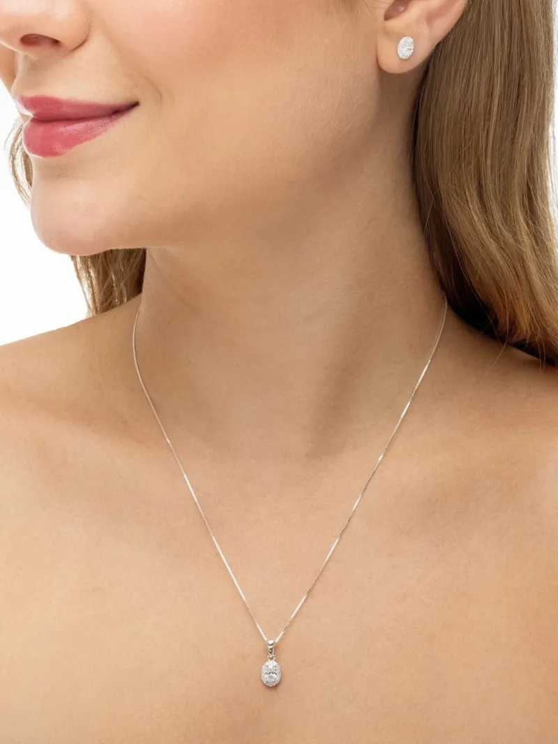 Conjunto de Prata 925 Zircônia Oval Branca Cravejada em Volta