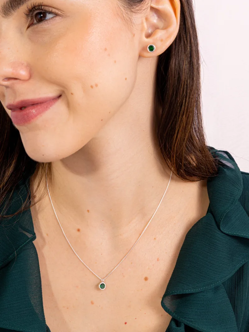 Conjunto de Prata 925 Zircônia Redonda Verde Escuro Cravação Inglesa