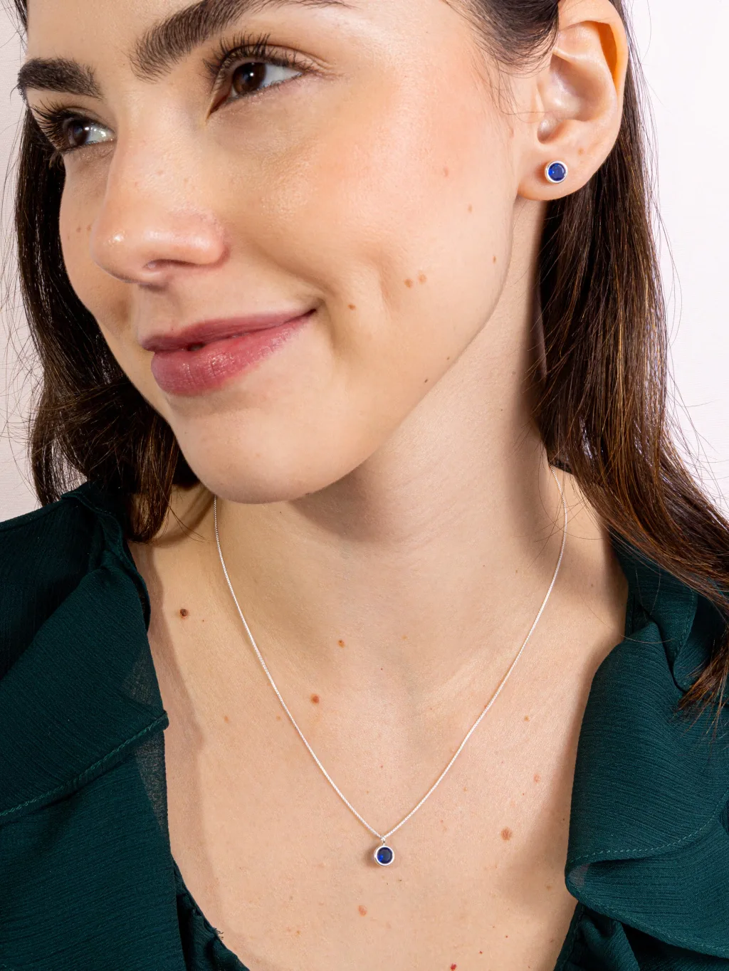Conjunto de Prata 925 Zircônia Redonda Azul Escuro Cravação Inglesa