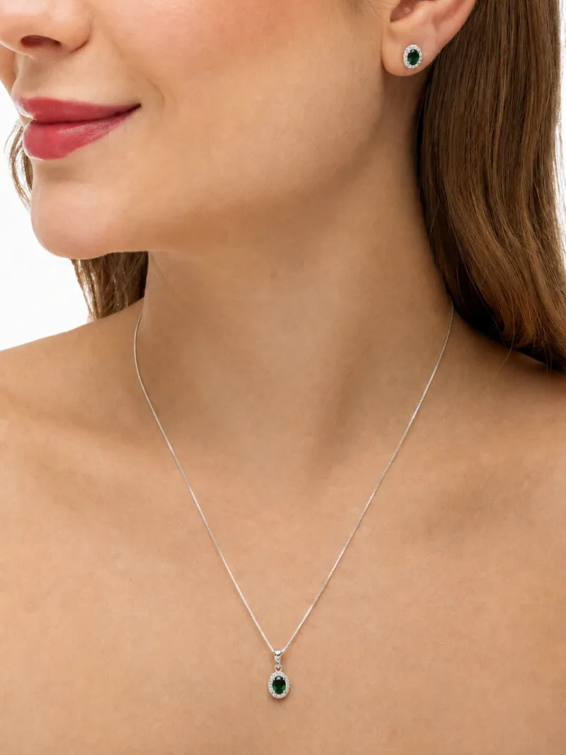 Conjunto de Prata 925 Zircônia Oval Verde Escuro Cravejada em Volta